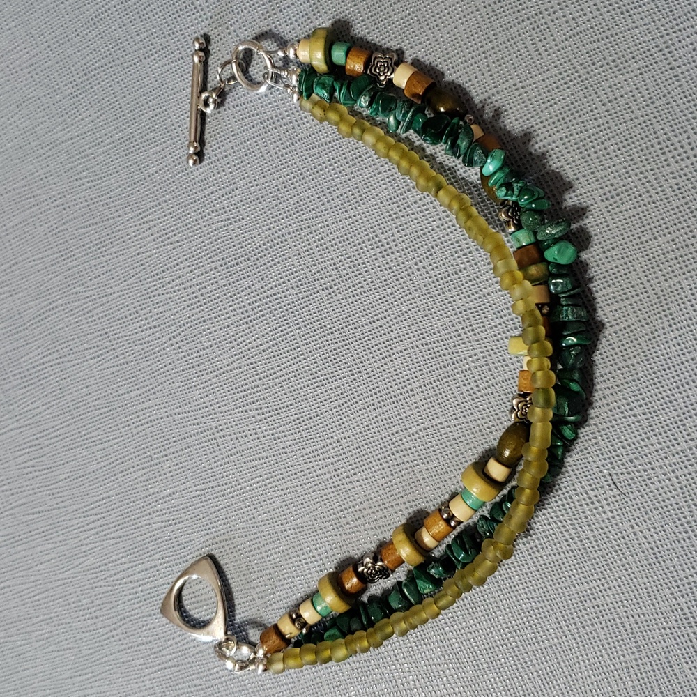 New Beautiful Geniune Malachite Toggle Bracelet